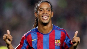 Ronaldinho Ingin Bermain Sepakbola Lagi